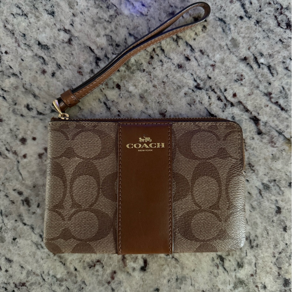 COACH Zip Wallet